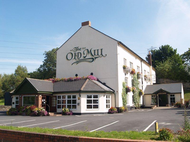 Old Mill Hotel & Lodge Bath Exterior foto